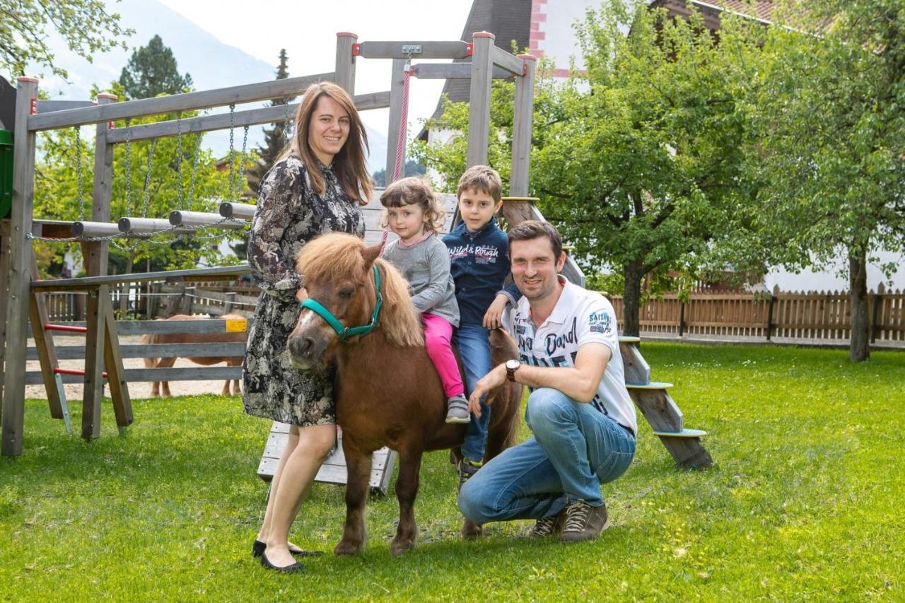 Hotel Brixnerhof Im Zillertal Schlitters Exterior foto