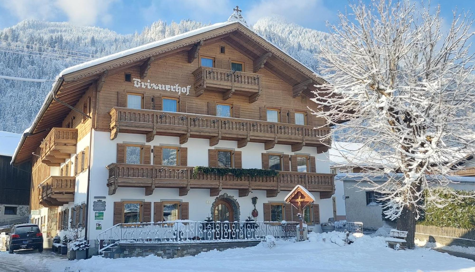 Hotel Brixnerhof Im Zillertal Schlitters Exterior foto